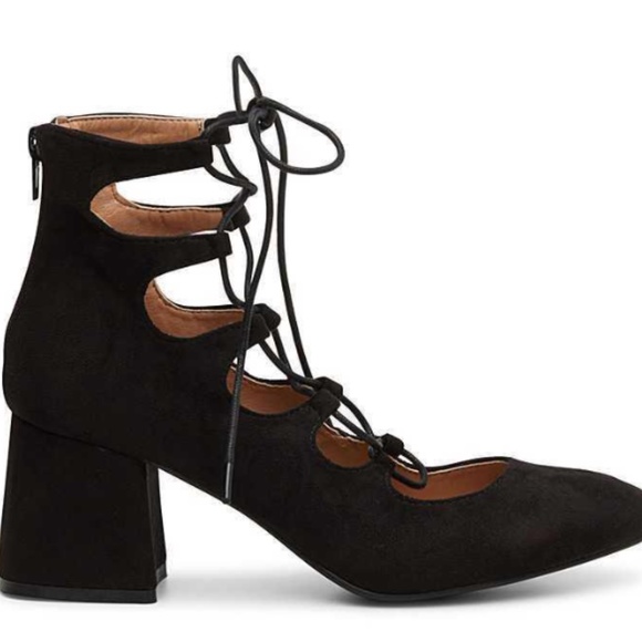 Vanessa Wu Shoes - Vanessa Wu Block Heel Laced Sandals, Sz7.5